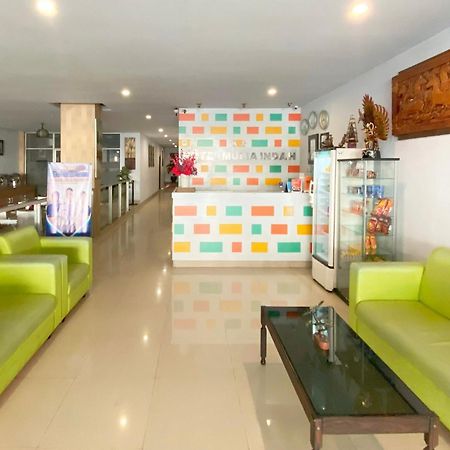 Urbanview Hotel Mulia Indah Palopo Zewnętrze zdjęcie