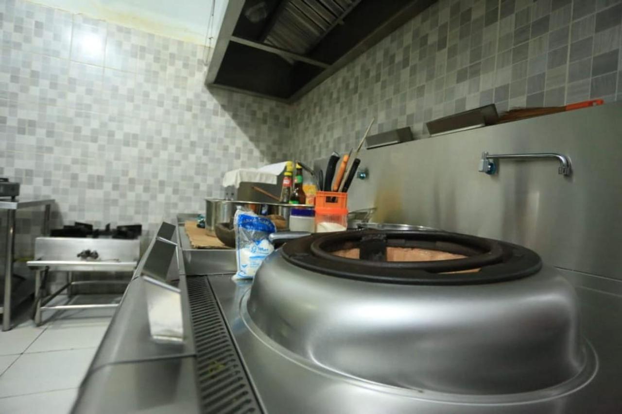 Urbanview Hotel Mulia Indah Palopo Zewnętrze zdjęcie