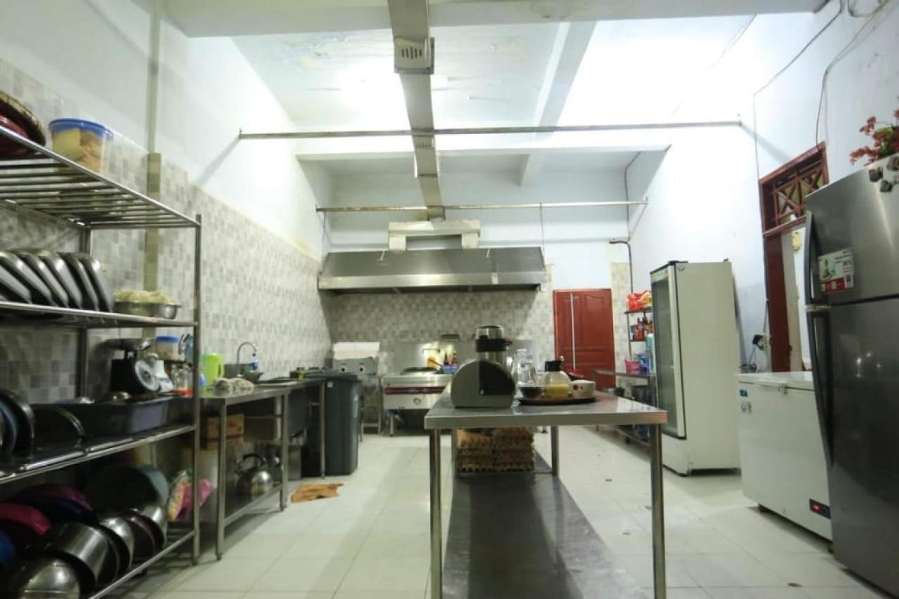 Urbanview Hotel Mulia Indah Palopo Zewnętrze zdjęcie